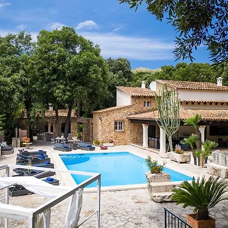 Encinas Villa Pollença