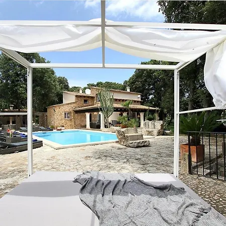 Villa Encinas